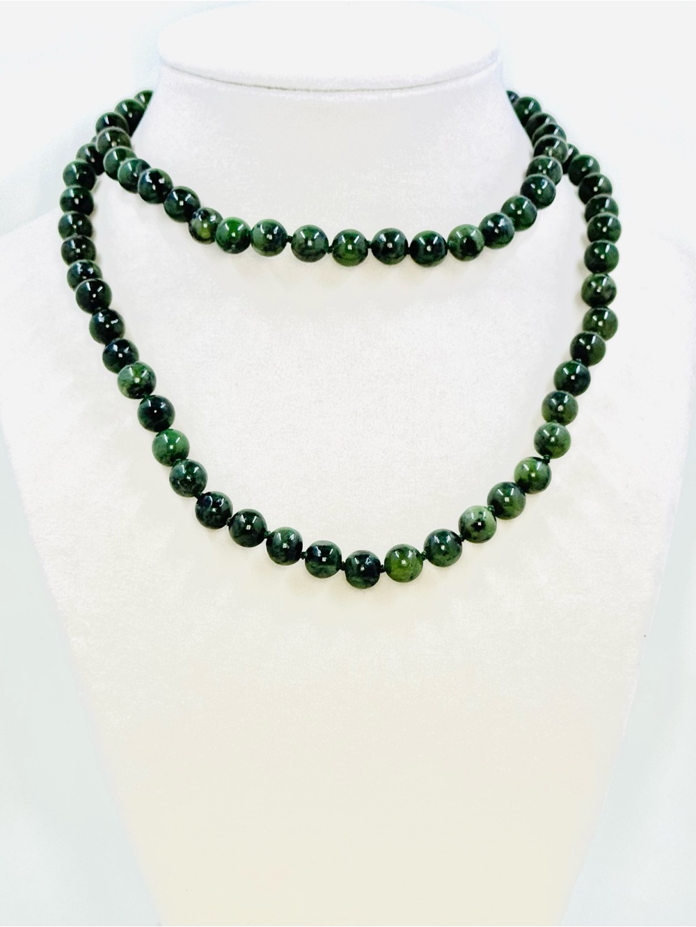 Dark Green Genuine Jade Beaded Necklace 28” 8mm Grade A Hand Knotted NWOT